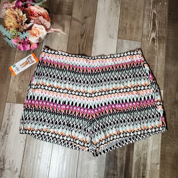 NWT Wildfox Women's Colorful Bohemian Lightweight Casual Shorts Size XXL 20-22 - Picture 5 of 16
